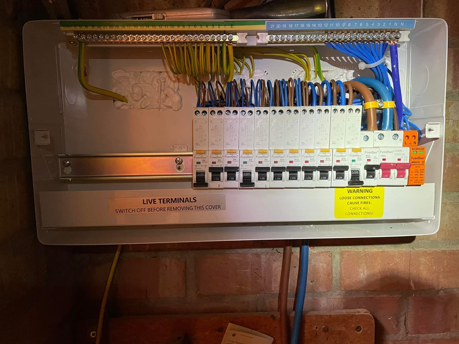 Modern consumer unit installed and labelled by Snelling Electrical